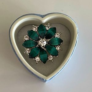 Emerald Green Flower Ring